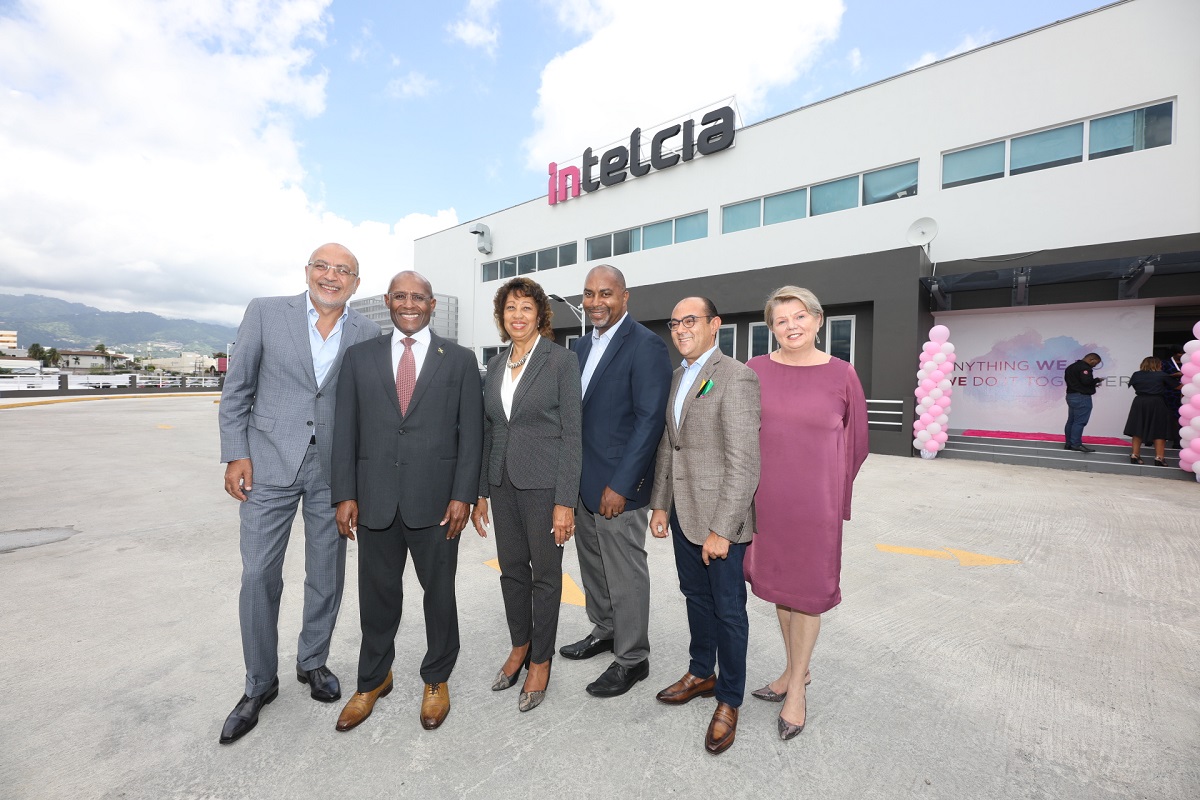 Intelcia inaugure officiellement son 1er site en Jamaïque et consolide son positionnement en Amérique